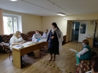 Руководитель аппарата Уполномоченного посетила избирательный участок в ГАУСО "Пензенский дом ветеранов"